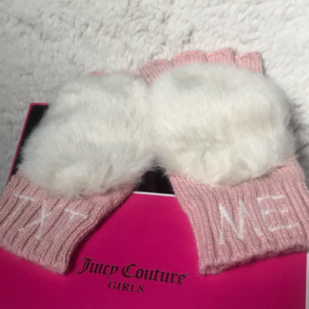 Juicy Couture Girls “Texting Gloves”